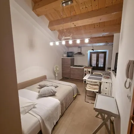 Grazioso Bilocale A 5 Minuti Da Apartment *